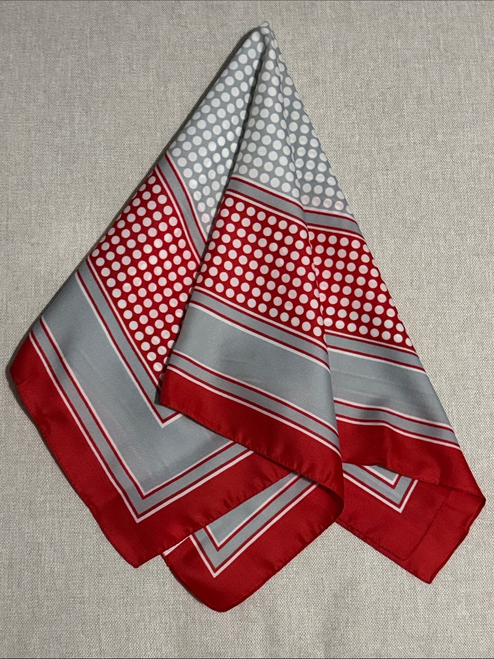 Gorgeous Vintage Scarf-Made in Italy-100% Polyester-Red/Blue/White-Polka Dot - Picture 15 of 15